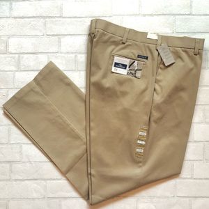 NWT Dockers Signature Khaki Flat Front Pants 40x32